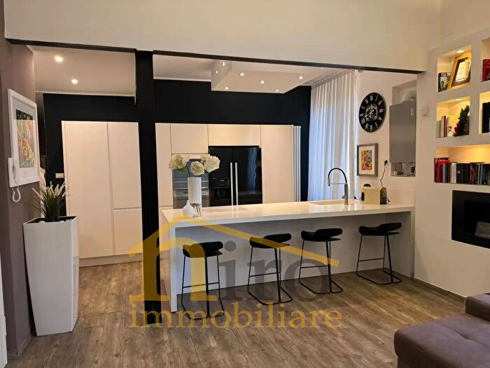 Appartamento trilocale in affitto in Via Firenze, Pescara