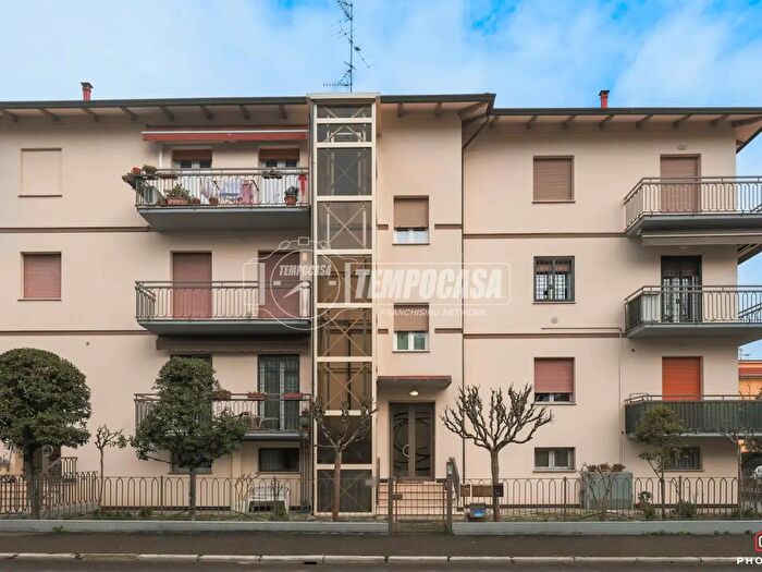 Appartamento con 5 locali in vendita in Via San Francesco, Imola
