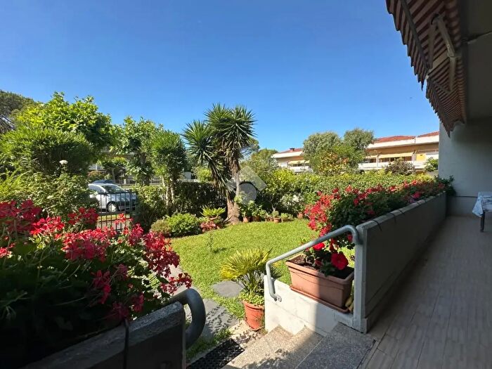 Appartamento quadrilocale in vendita in Carrara