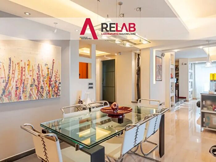 Appartamento quadrilocale in vendita in Via Laurentina n, Roma