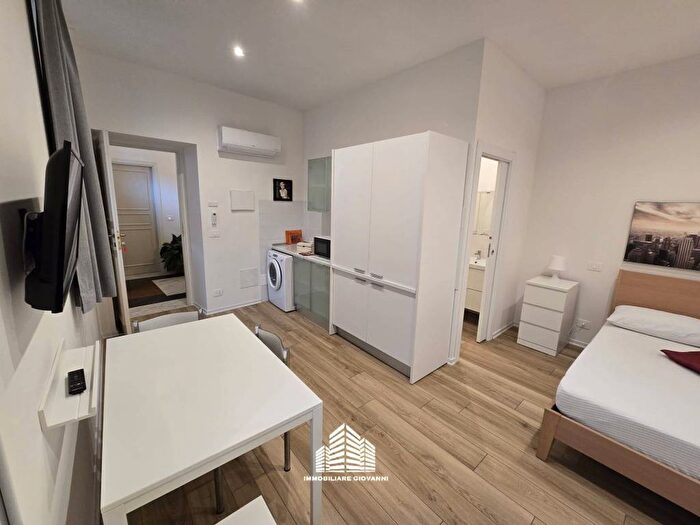 Appartamento monolocale in affitto in Via Santa Croce, Centro, Bra