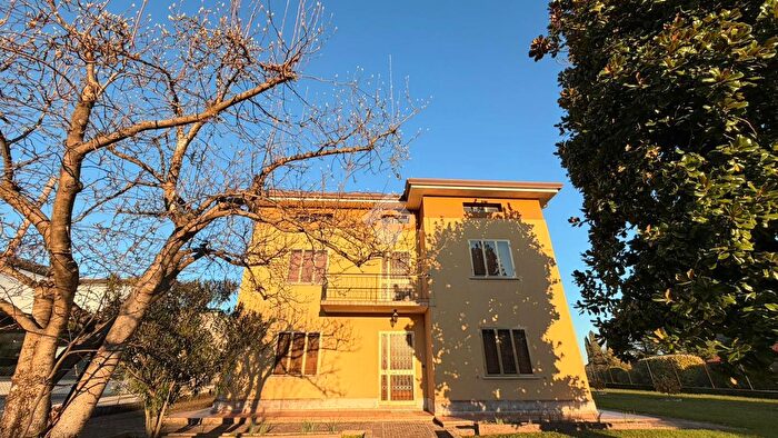 Casa con 5 locali in vendita in Via Pordenone, Polcenigo