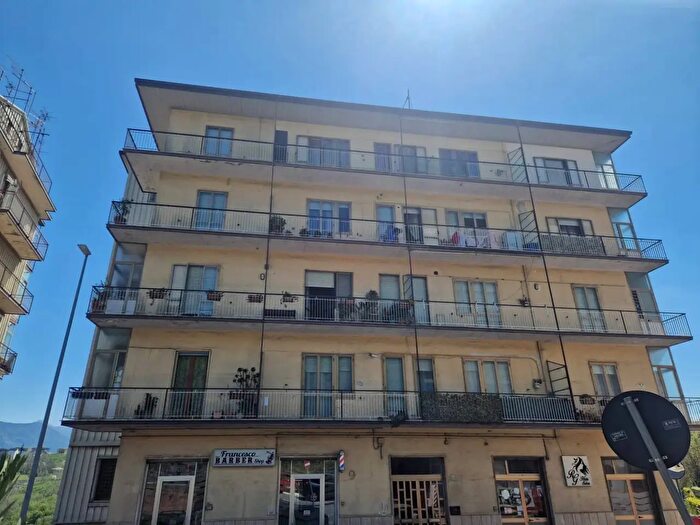Appartamento trilocale in vendita in Via Francesco Giancola, Avellino