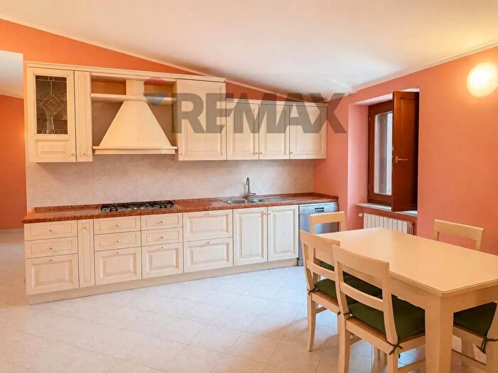Appartamento con 5 locali in vendita in Via Ziccardi, Campobasso