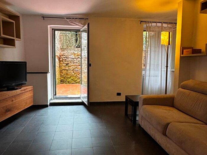 Appartamento bilocale in affitto in Via Antica Romana di Quinto, Quinto, Genova