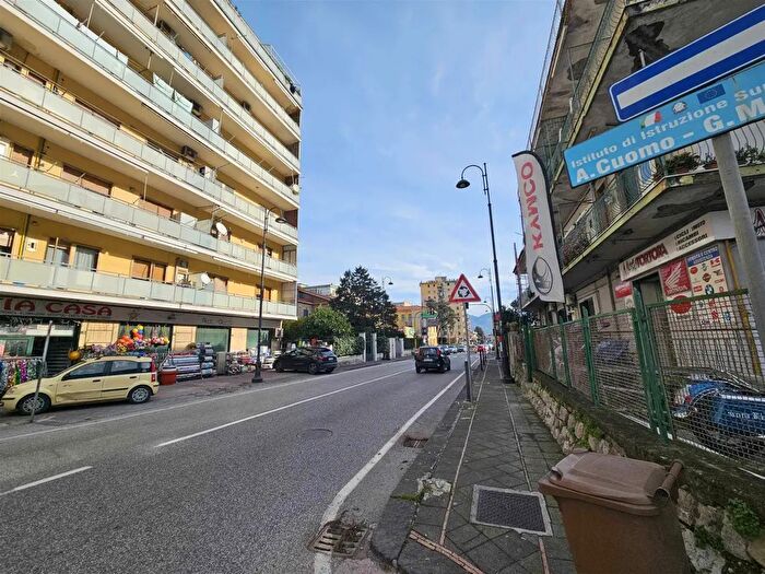 Appartamento quadrilocale in vendita in Via Gramisci, Nocera Inferiore