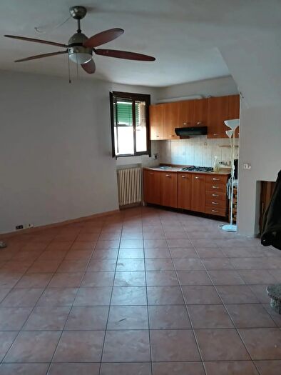 Appartamento con 5 locali in vendita in Luzzara