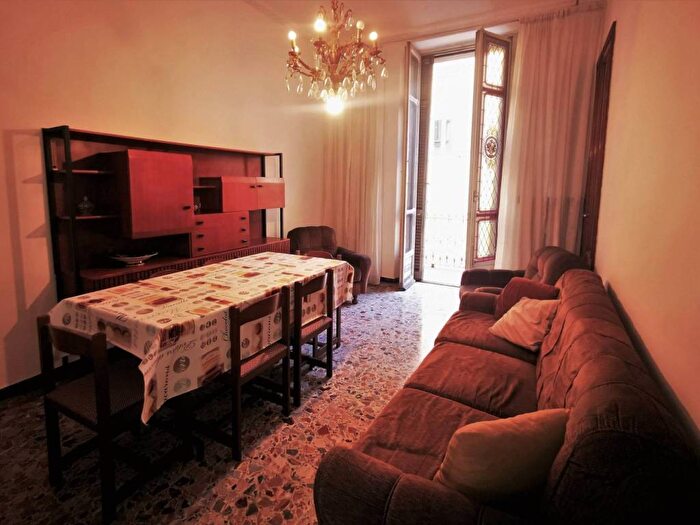 Appartamento trilocale in affitto in Via Michele Schina, San Donato, Torino