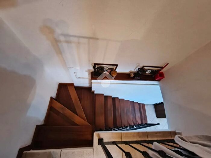Casa con 5 locali in vendita in Via Borgonovo, Gualdo Tadino