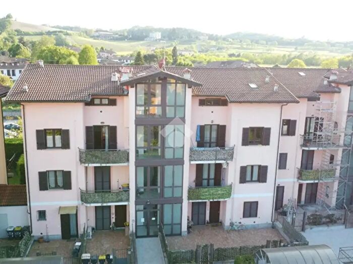 Appartamento con 5 locali in vendita in Via Don Perosi, Serravalle Scrivia