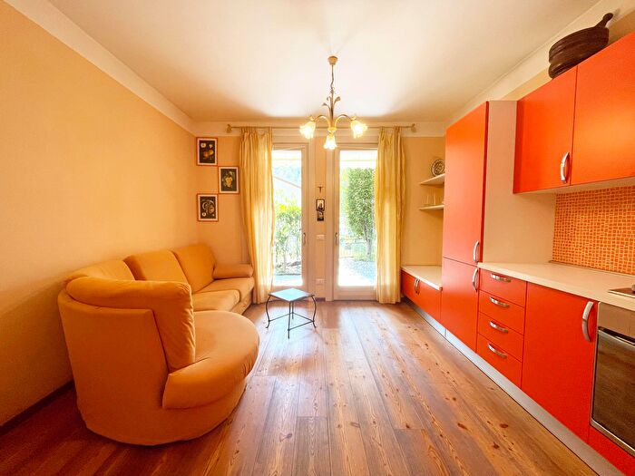 Appartamento bilocale in vendita in Strada Nazionale a, Piuro