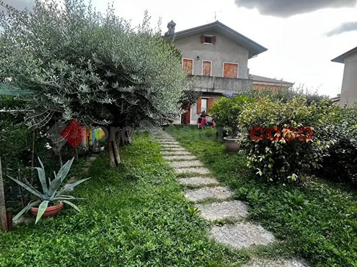 Appartamento quadrilocale in vendita in Via Loira B, San Pietro In Cariano