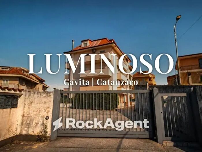 Appartamento quadrilocale in vendita in Via Alessi di Turio, Catanzaro