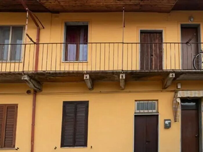Appartamento bilocale in vendita in Via Alessandro Manzoni, Roncello
