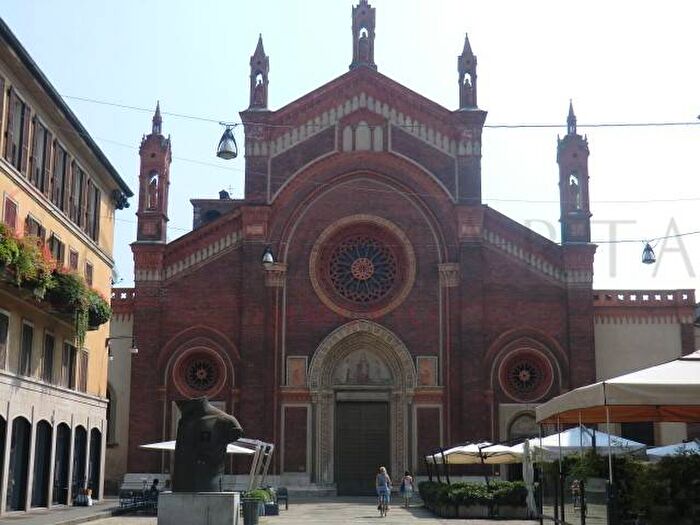 Appartamento quadrilocale in affitto in Piazza del Carmine, Brera, Milano
