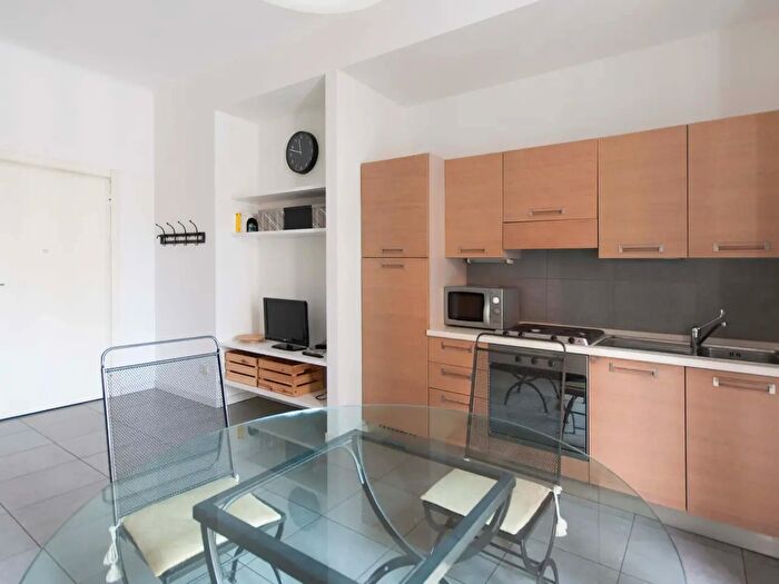 Appartamento monolocale in affitto in Via Vigevano, Milano