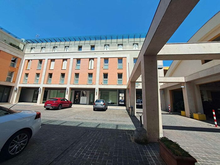 Appartamento trilocale in vendita in Viale della Vittoria, Jesi