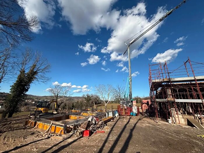 Case in Vendita e in Affitto - 2