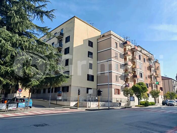 Appartamento quadrilocale in vendita in Viale a Mellusi, Benevento