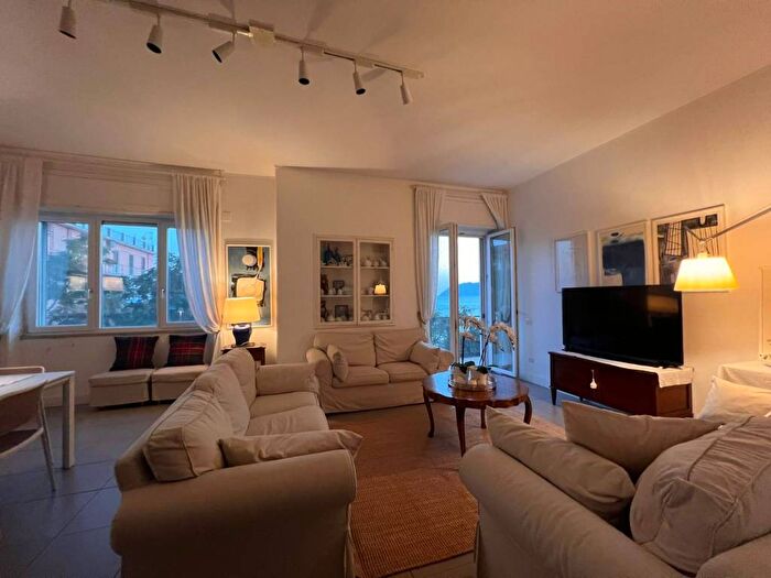 Appartamento quadrilocale in affitto in Lungomare Guglielmo Marconi, Torrione, Salerno