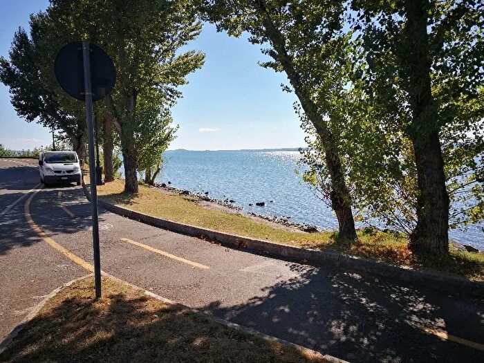 Casa trilocale in vendita in Viale Armando Diaz, Bolsena