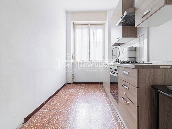 Appartamento trilocale in affitto in Via Codogno, Bologna Sulmona, Milano