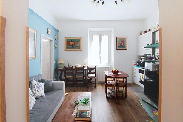 Appartamento trilocale in vendita in Via Terrazzini, Livorno