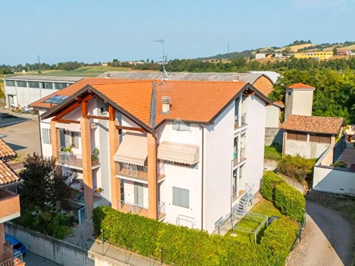 Appartamento bilocale in vendita in Via della Bassa, Lesignano De' Bagni