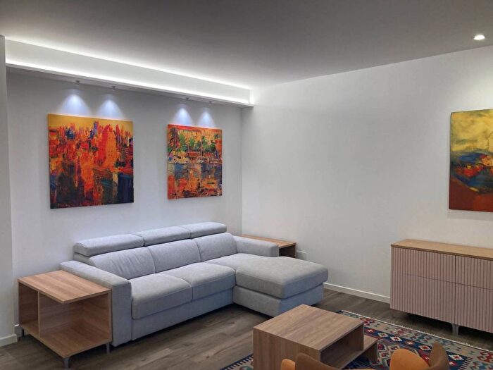 Appartamento bilocale in affitto in Via Giuseppe Verdi, Centro, Casier