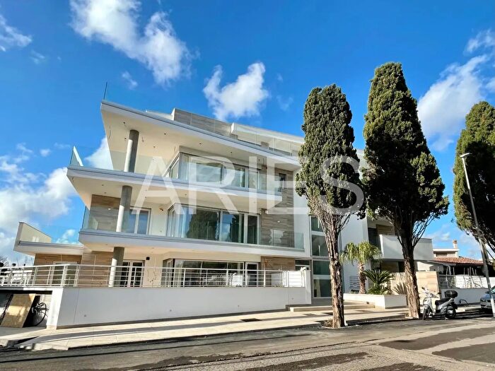 Appartamento trilocale in vendita in Via Antonio Lotti, Roma
