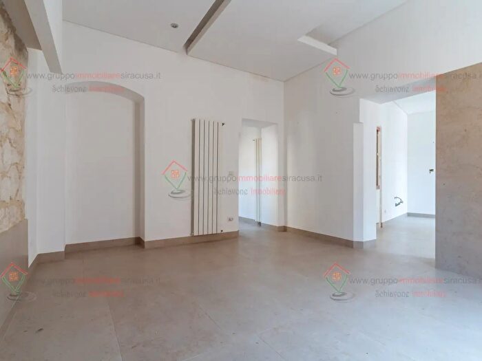 Appartamento quadrilocale in vendita in Siracusa