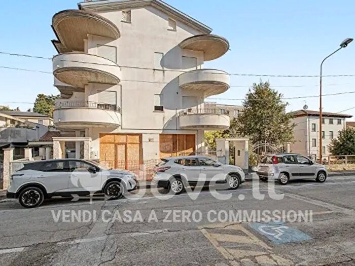Appartamento bilocale in vendita in Via IV Novembre, Loreto Aprutino