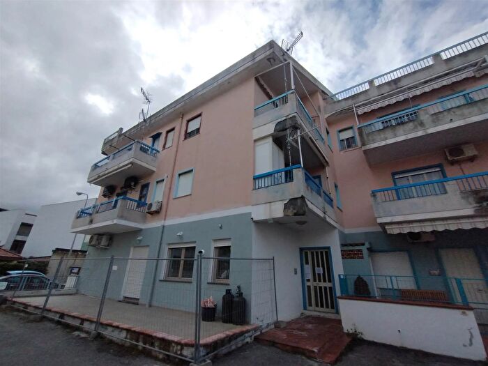 Appartamento trilocale in vendita in Via Tomasi di Lampedusa Villafranca Tirrena, Villafranca Tirrena