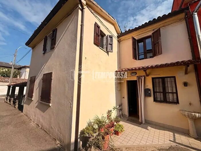 Appartamento trilocale in vendita in Strada Creta, Castel San Giovanni