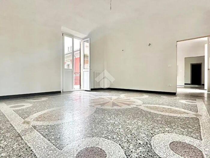 Appartamento trilocale in vendita in Via Cavanna, Novi Ligure