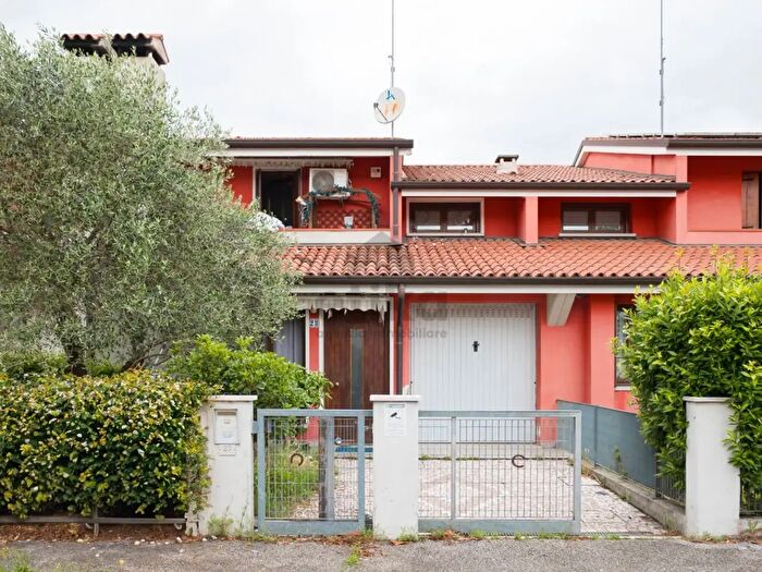 Casa con 5 locali in vendita in Vicolo Postumia, San Biagio Di Callalta