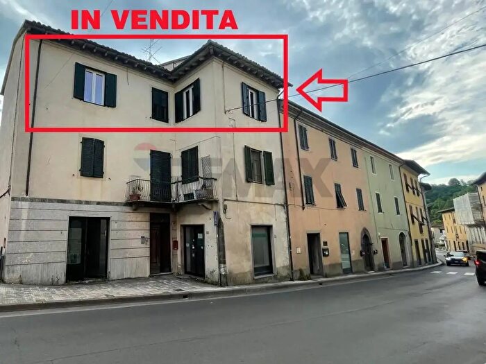 Appartamento con 6 locali in vendita in Barga