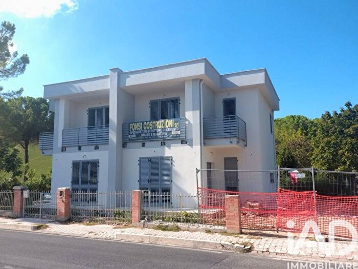 Casa con 6 locali in vendita in Via VIA GIUSEPPE GARIBALDI, Centro, Treia