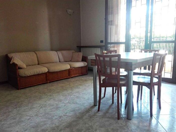 Appartamento bilocale in affitto in via Saturno, Centro, Pessano con Bornago