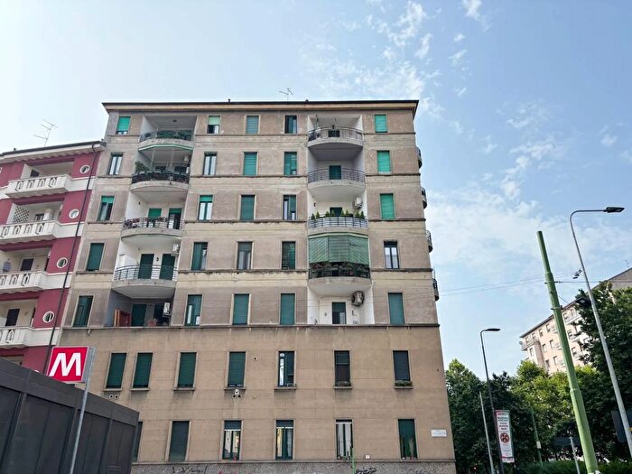 Appartamento bilocale in affitto in Viale Misurata Milano, Milano