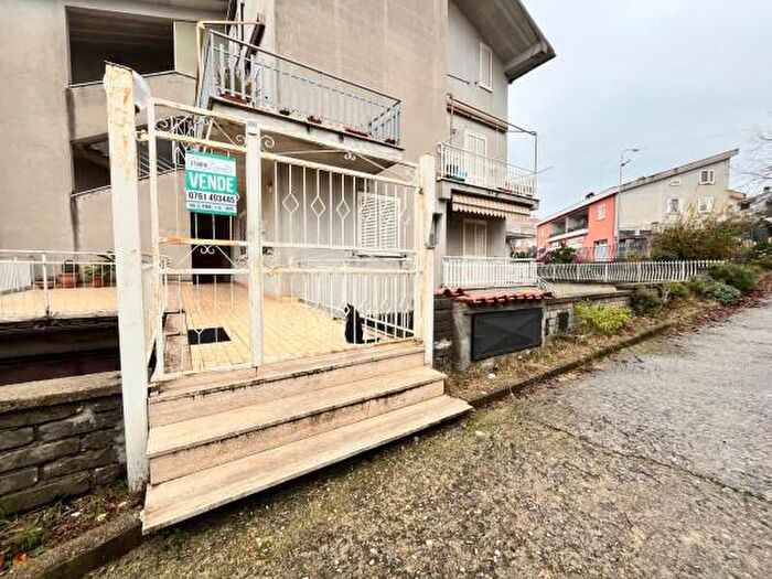 Appartamento quadrilocale in vendita in Via Bruno Serotini, Vasanello