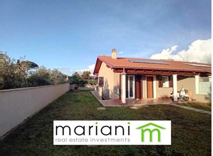 Casa quadrilocale in vendita in Via dei Ceraseti, Marino