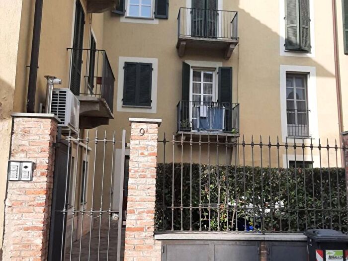 Casa bilocale in affitto in Piazza Silvio Pellico, Centro Storico, Chieri