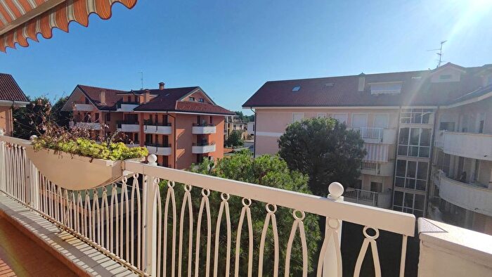 Appartamento monolocale in vendita in Via Maggio Bareggio, Bareggio