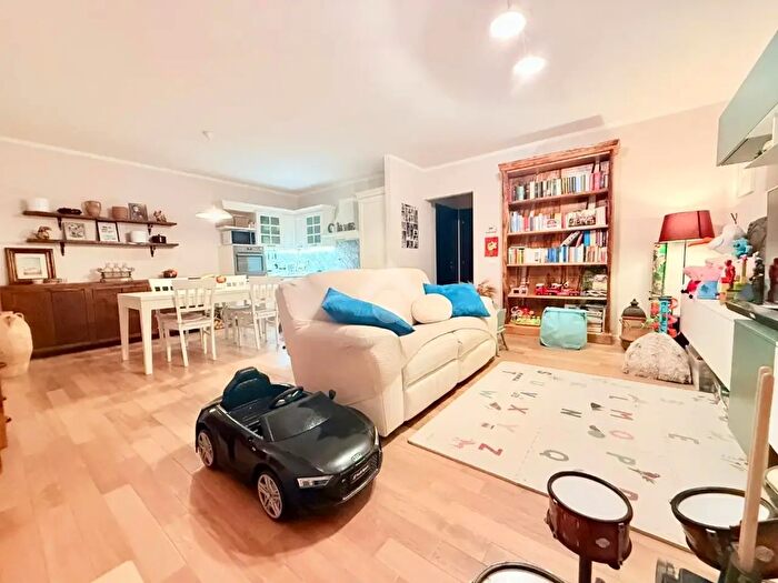 Appartamento quadrilocale in affitto in Via dellUnità dItalia, Reggello