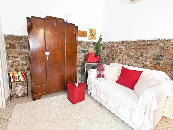 Appartamento bilocale in vendita in Suvereto