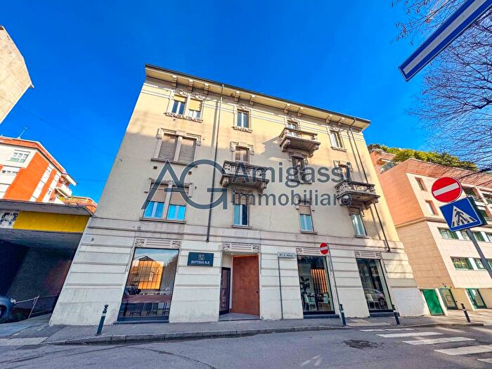 Appartamento trilocale in affitto in Via Clara Maffei, Stazione, Bergamo