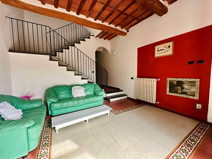 Casa con 5 locali in vendita in Via Carlo Piaggia, Lucca