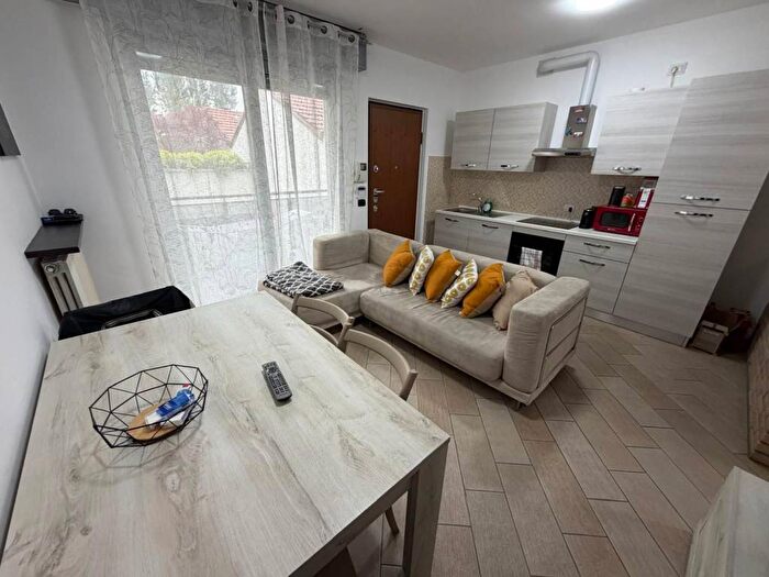 Appartamento monolocale in affitto in Via San Valentino, Cesano Maderno