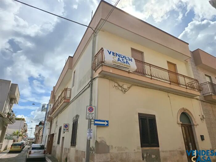 Casa quadrilocale in vendita in Via De Gasperi, Adelfia